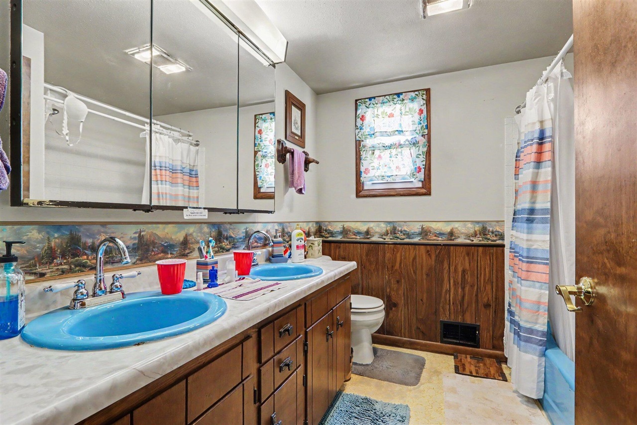 18988 32nd Street Property Photo 8