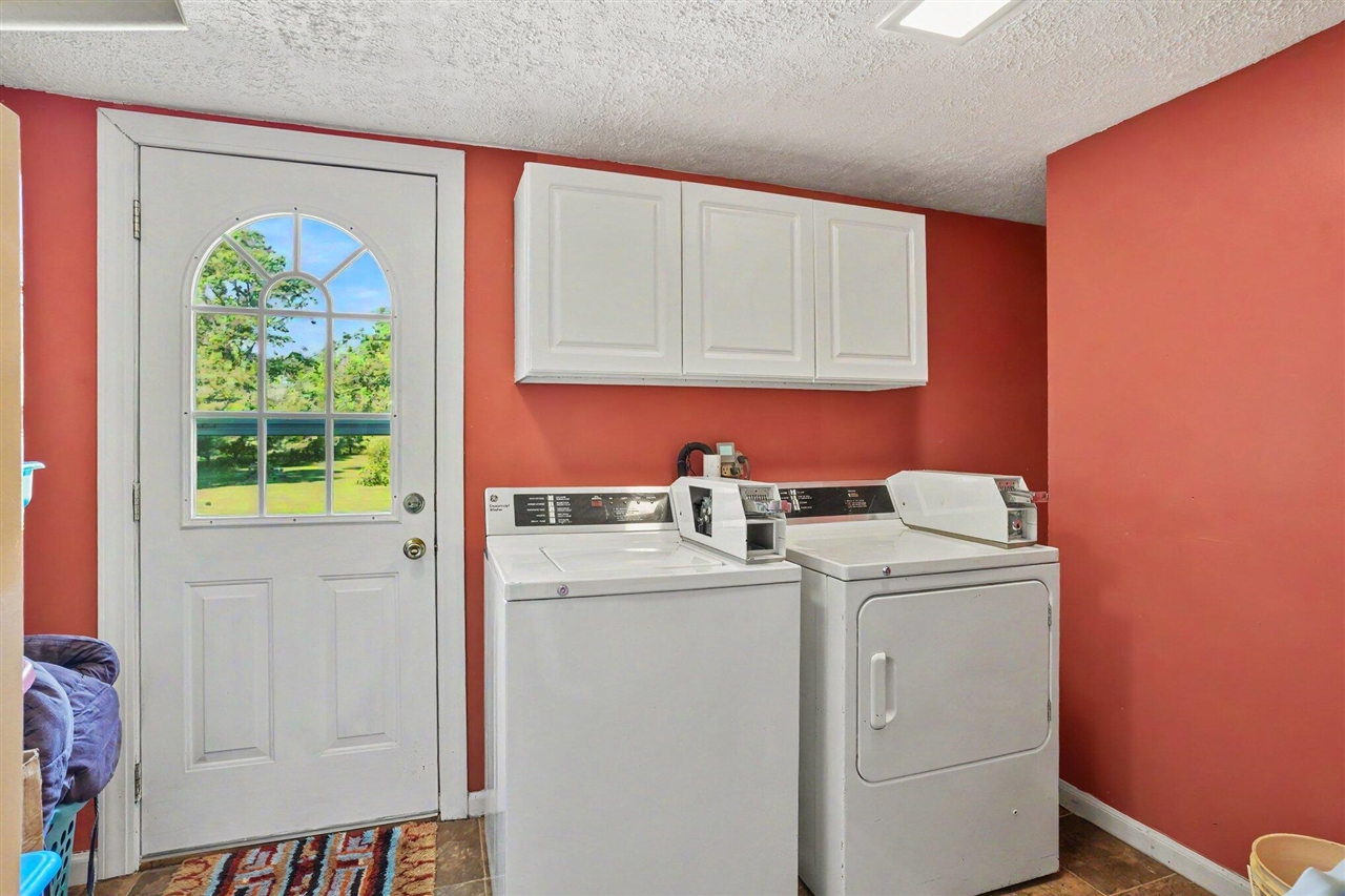 18988 32nd Street Property Photo 13