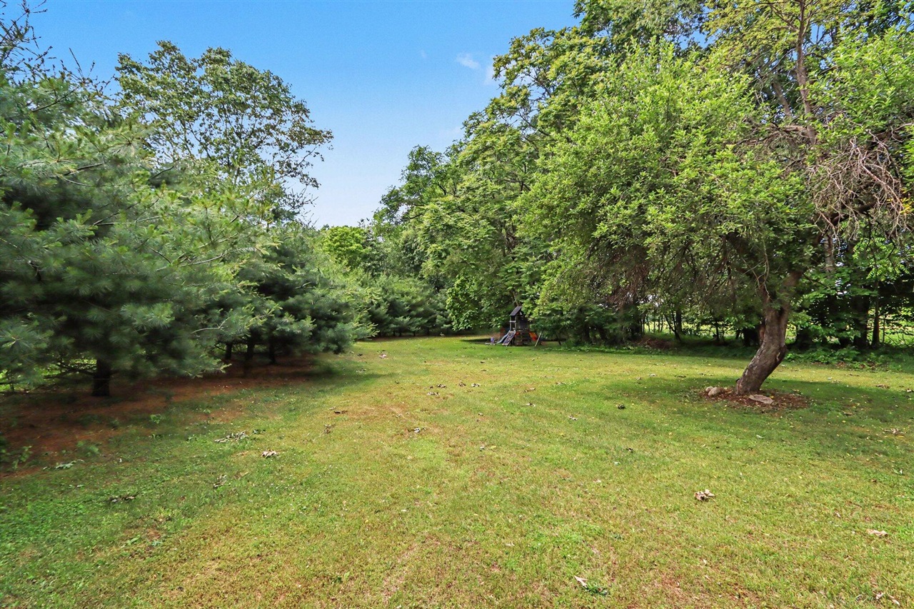18988 32nd Street Property Photo 20
