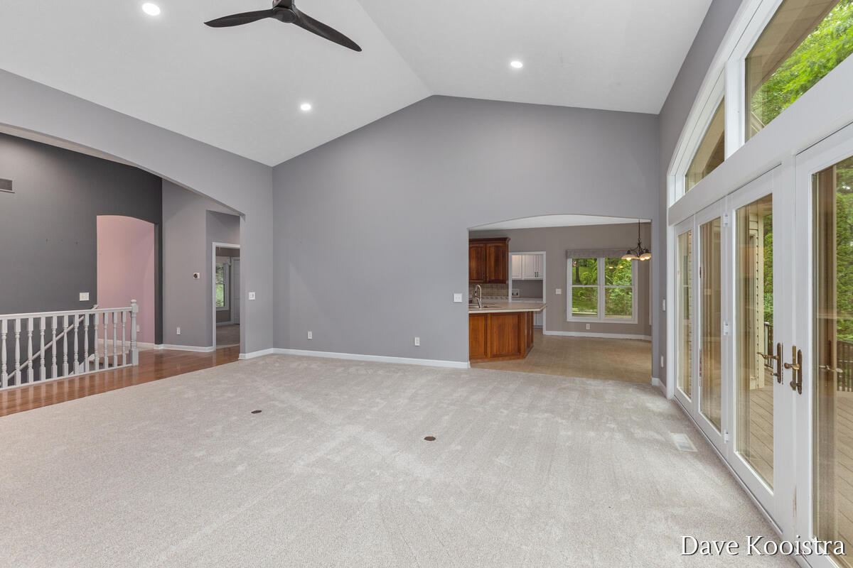 5133 Streamside Court Property Photo 14