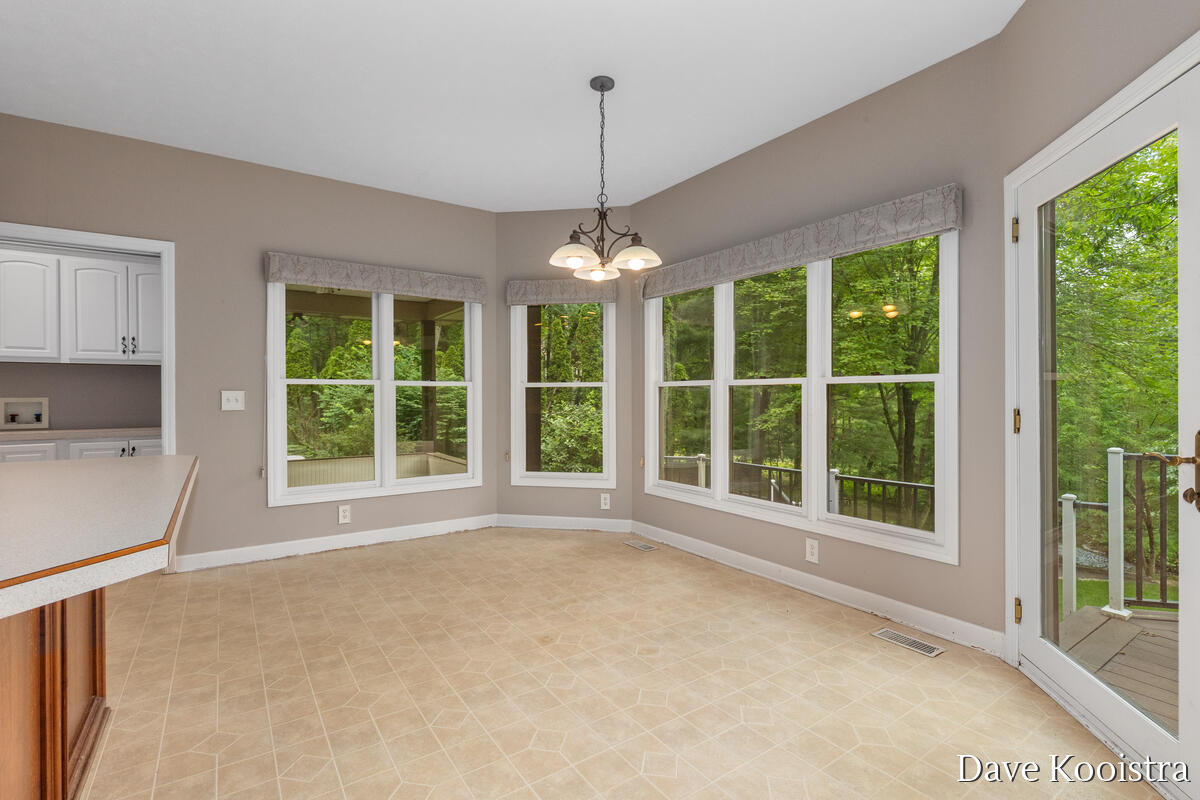 5133 Streamside Court Property Photo 15