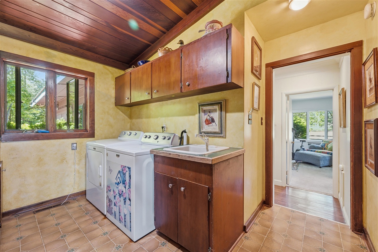 1925 S Bartlett Road Property Photo 30