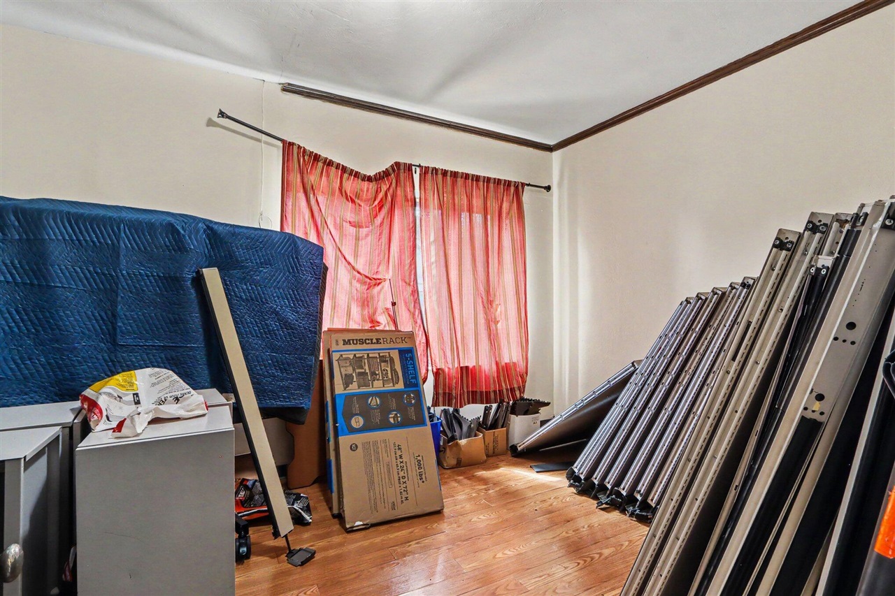 245 Court Street Property Photo 15