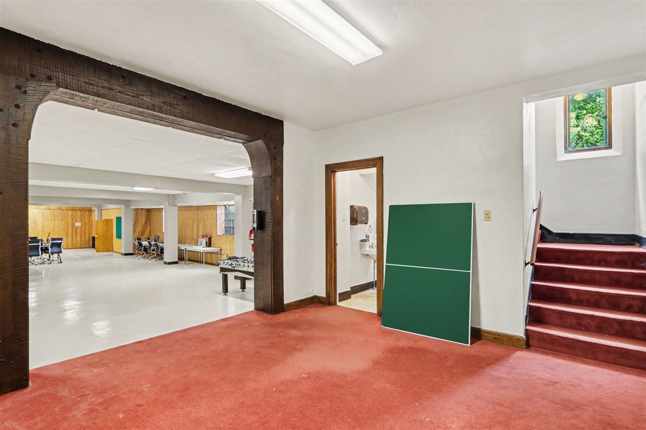 245 Court Street Property Photo 16