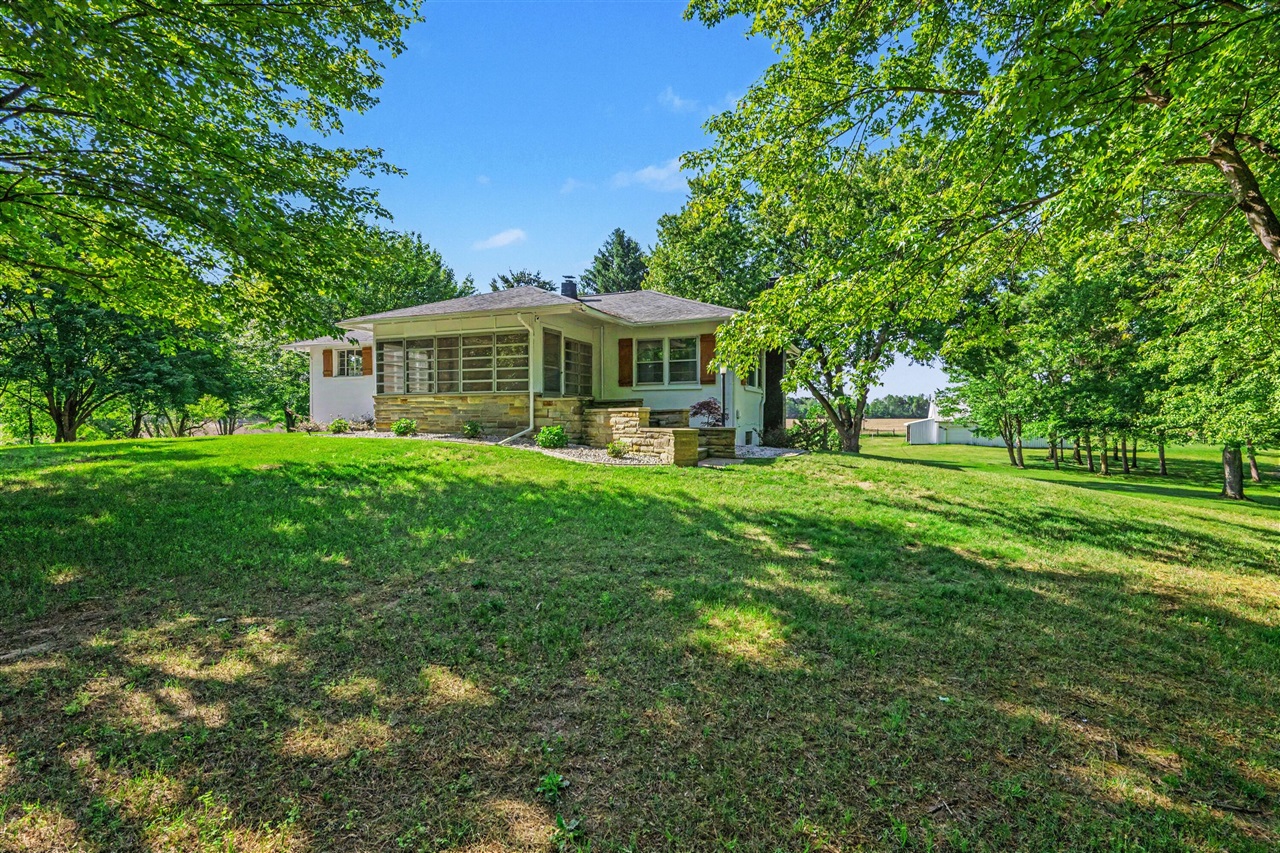 16077 M-216 Property Photo 4