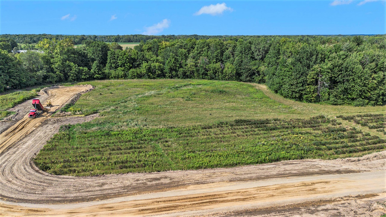 59314 Benny Court Property Photo 5