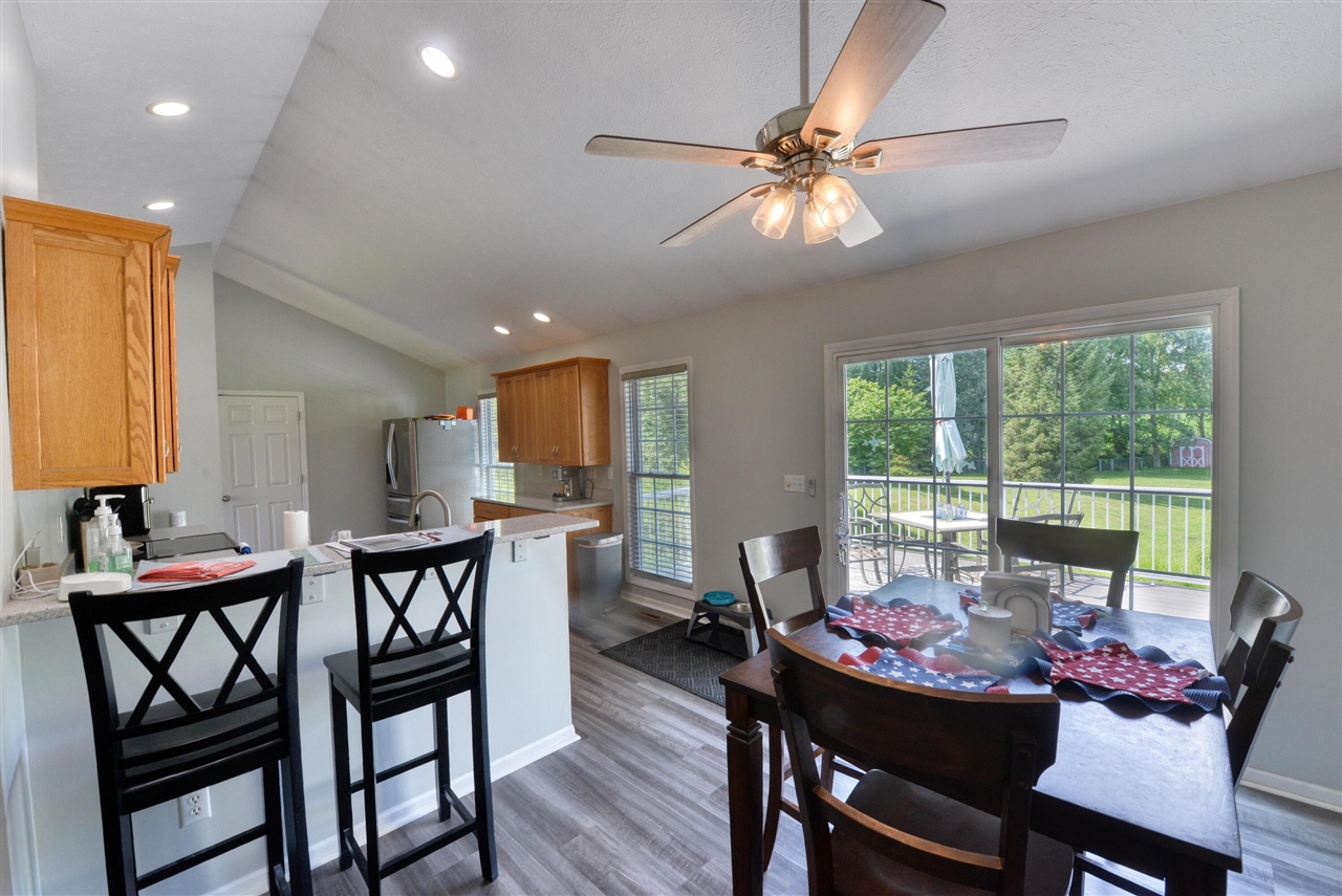 3860 Gateway Lane Property Photo 22