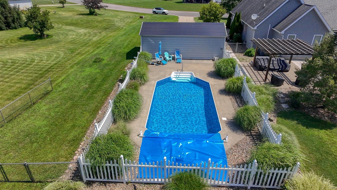 3860 Gateway Lane Property Photo 46