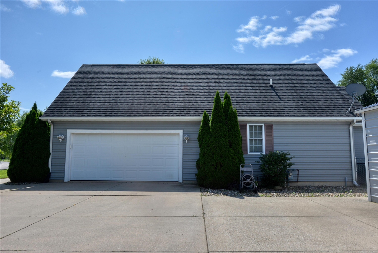 3860 Gateway Lane Property Photo 47