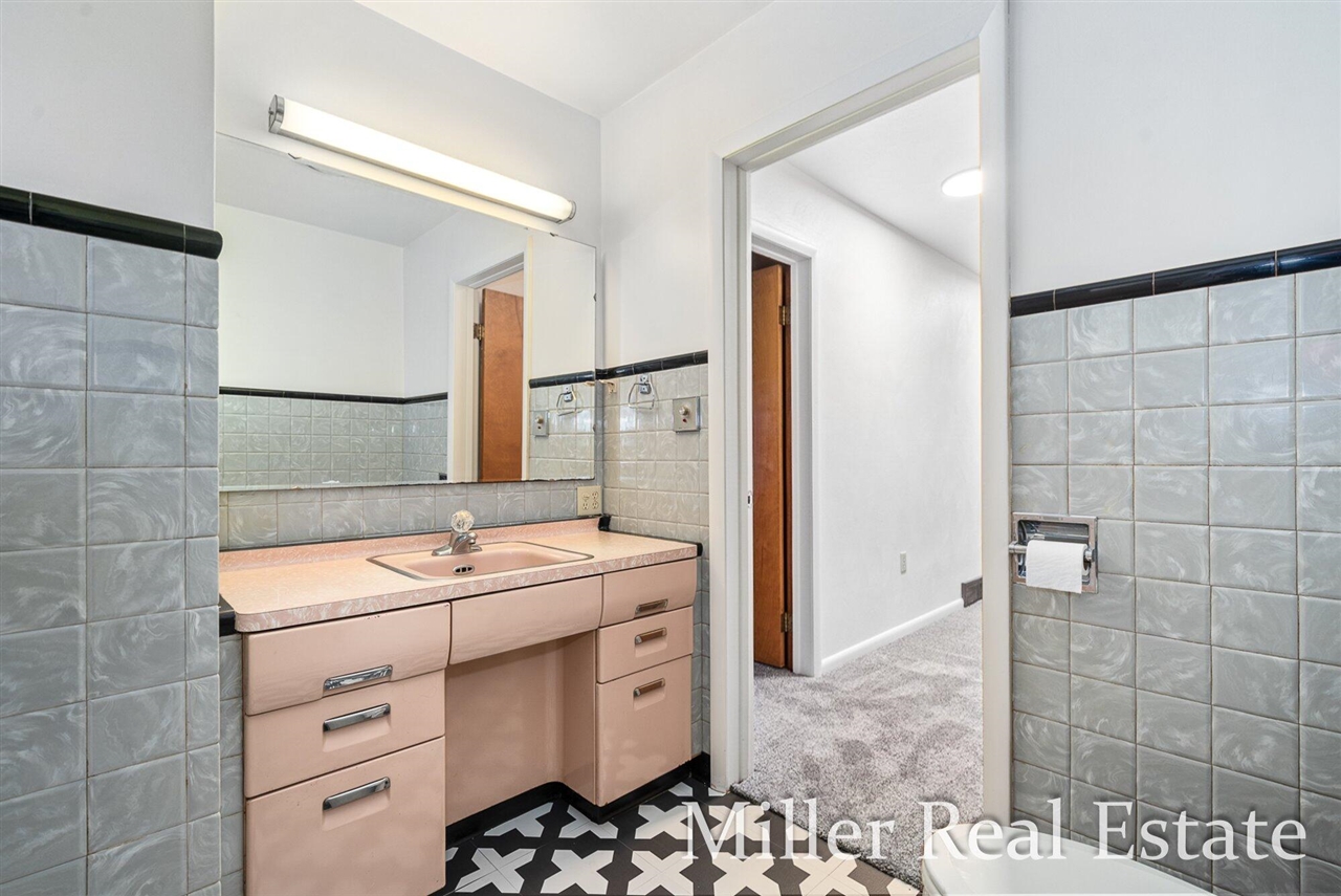 1140 David Drive Property Photo 27