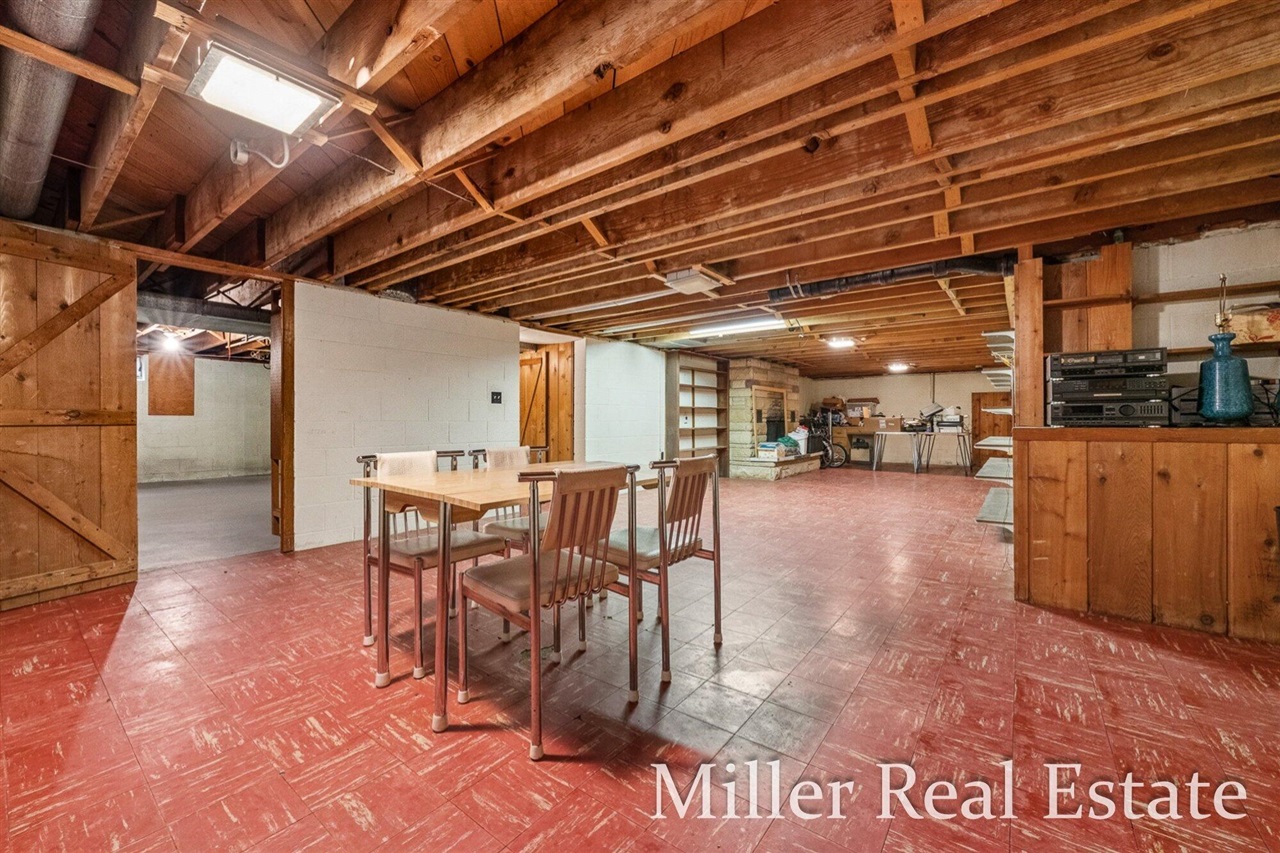 1140 David Drive Property Photo 34