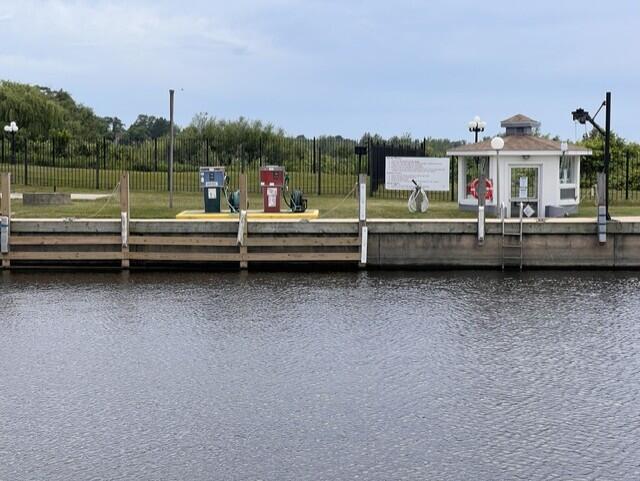 1200 Lakeshore Property Photo 3