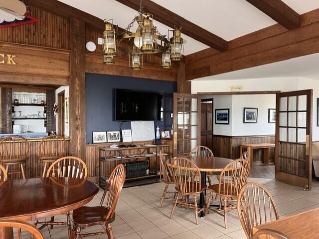 1200 Lakeshore Property Photo 10