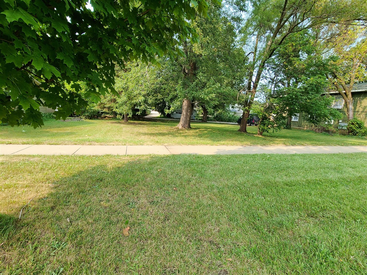 244 W Saint Joseph Street Property Photo 2