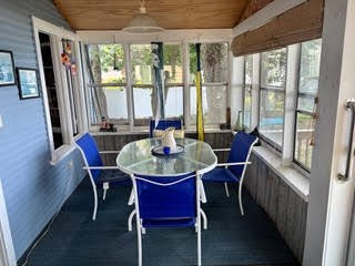 4955 Rosabelle Beach Avenue Property Photo 10
