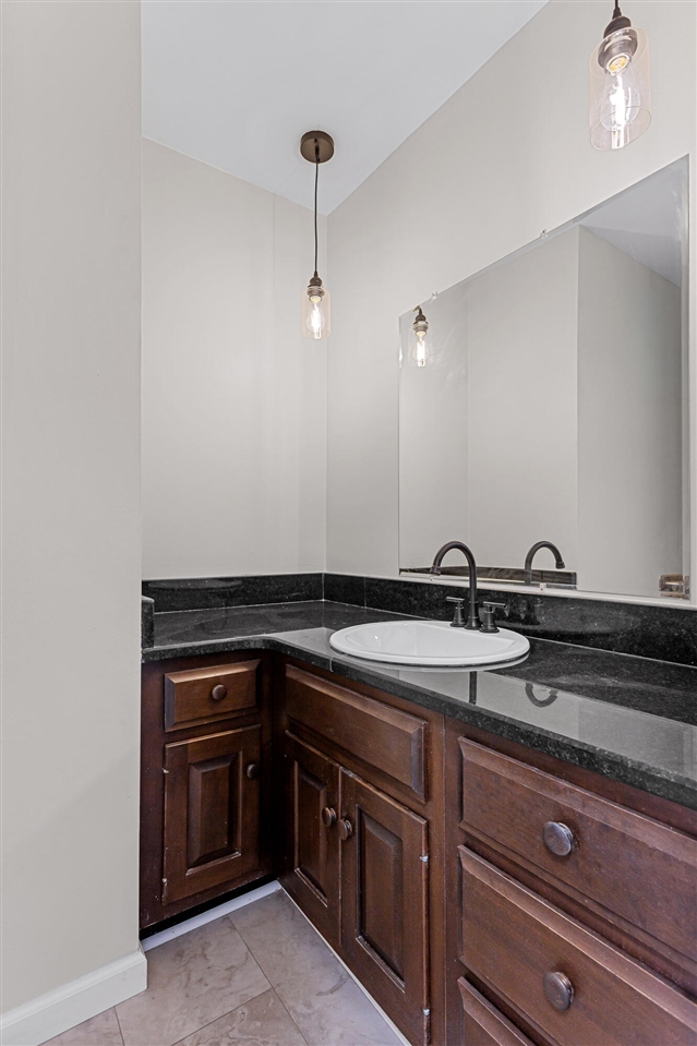 2260 Bordeaux Street Property Photo 15