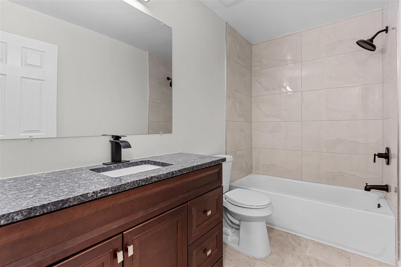 2260 Bordeaux Street Property Photo 43