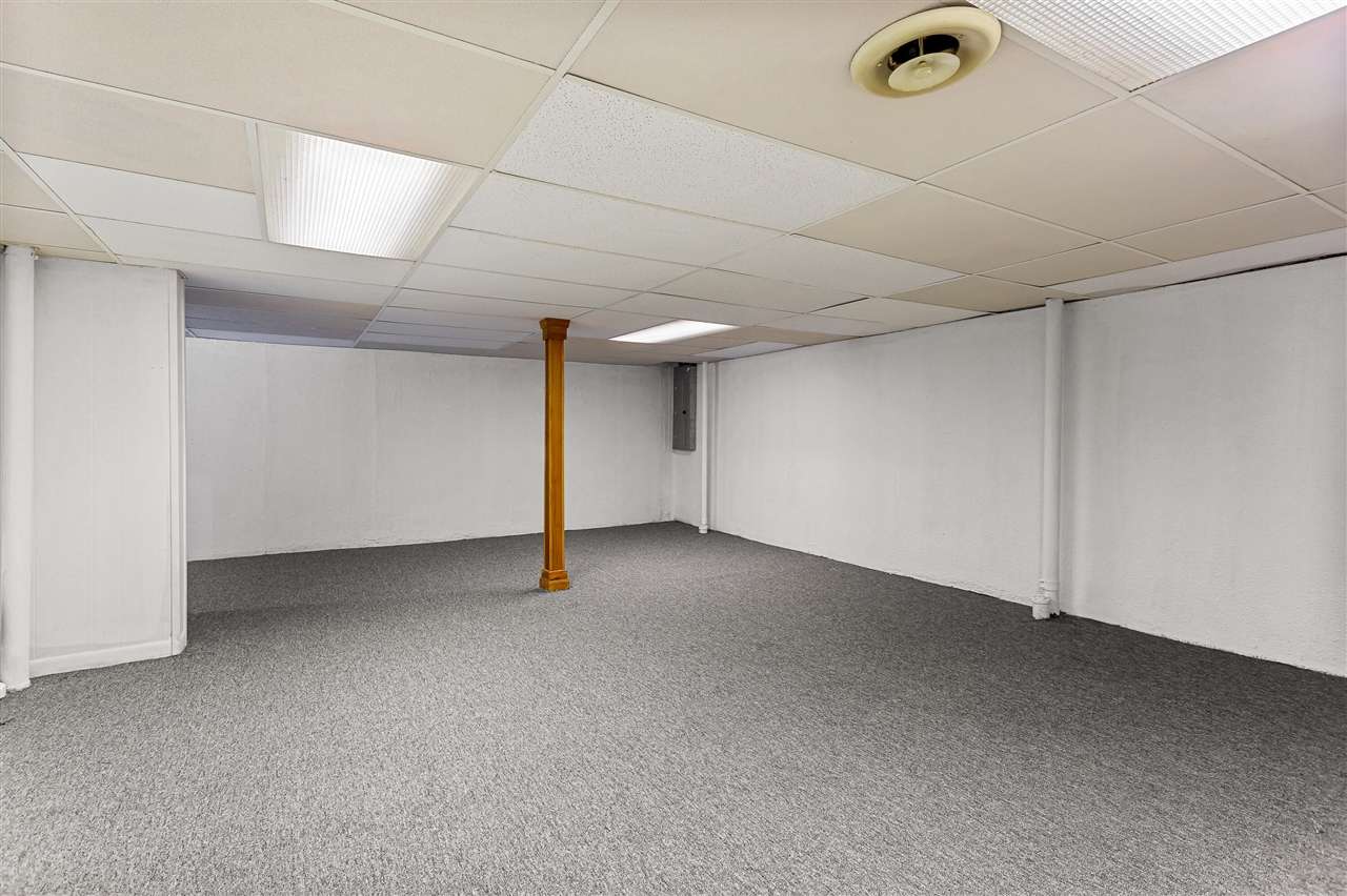 2260 Bordeaux Street Property Photo 47