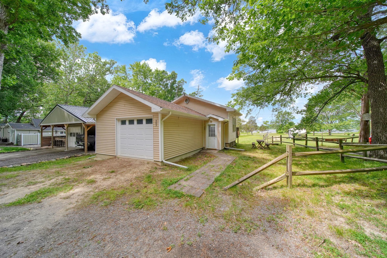 303 Cranberry Lake Road Property Photo 1
