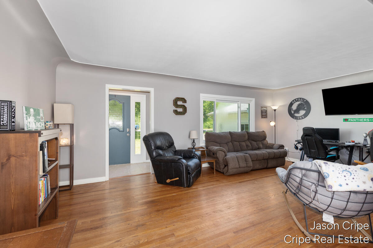 503 Northland Court Property Photo 4