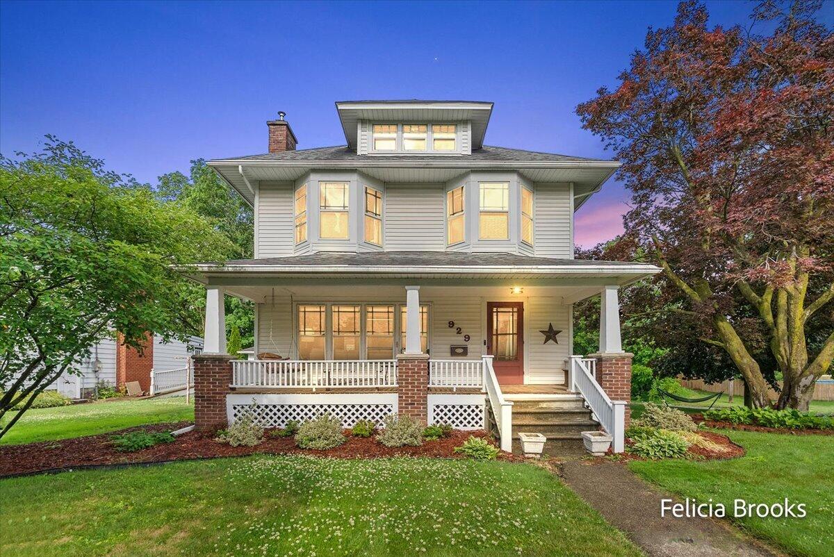 929 S Jefferson Street Property Photo 2