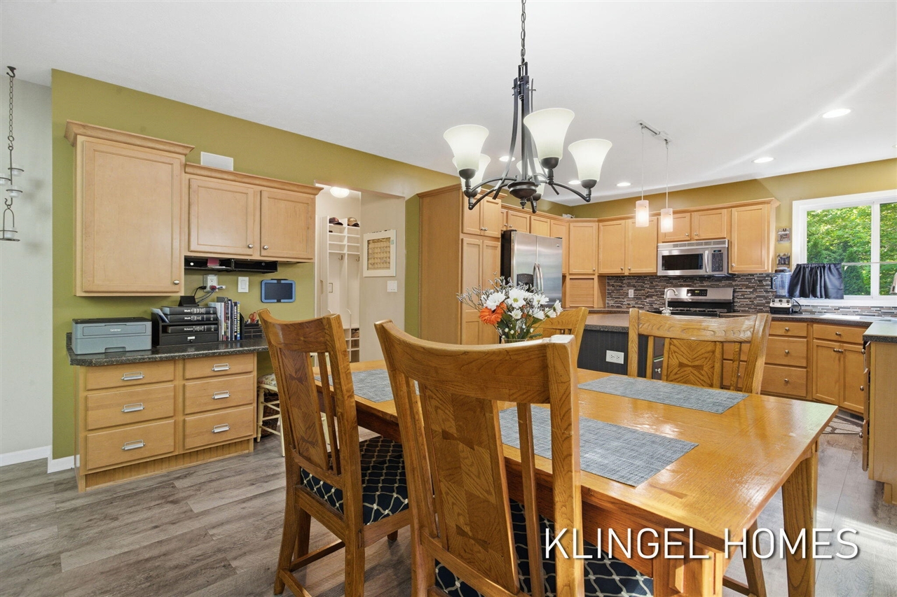 14936 Woodacre Court Property Photo 10