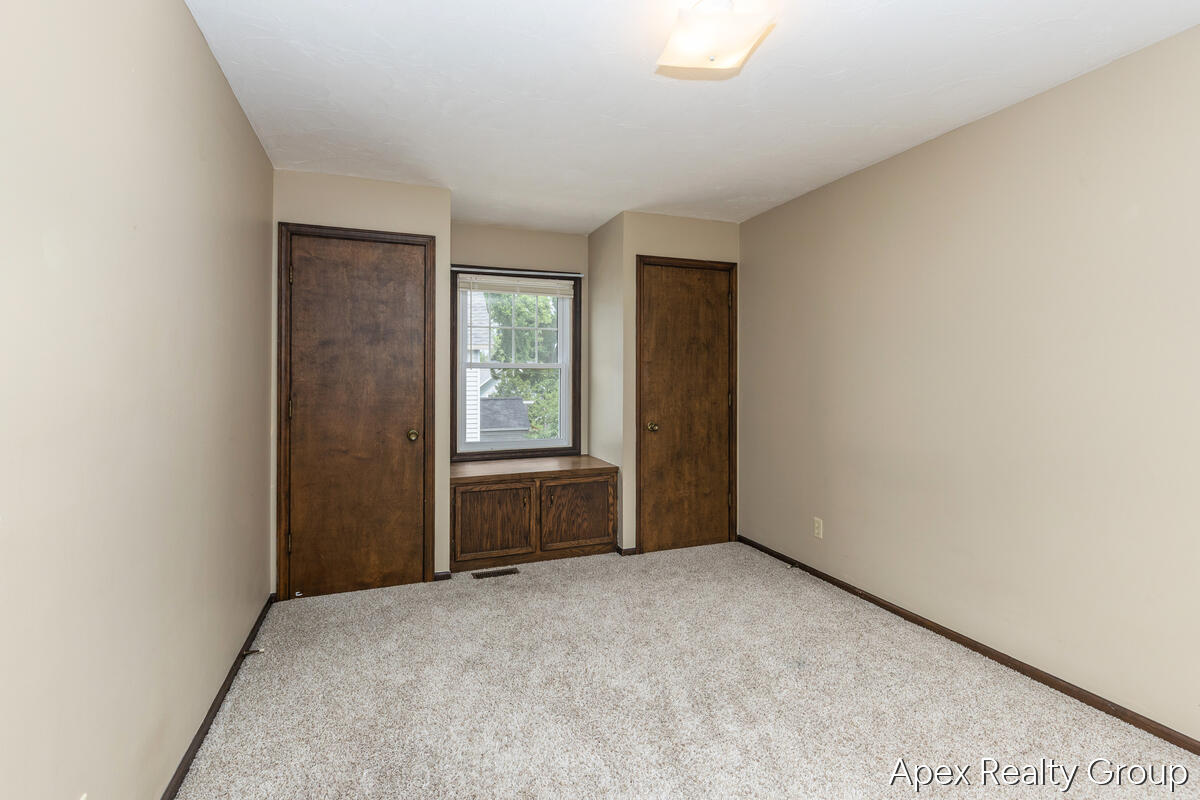 555 E Central Avenue Property Photo 22