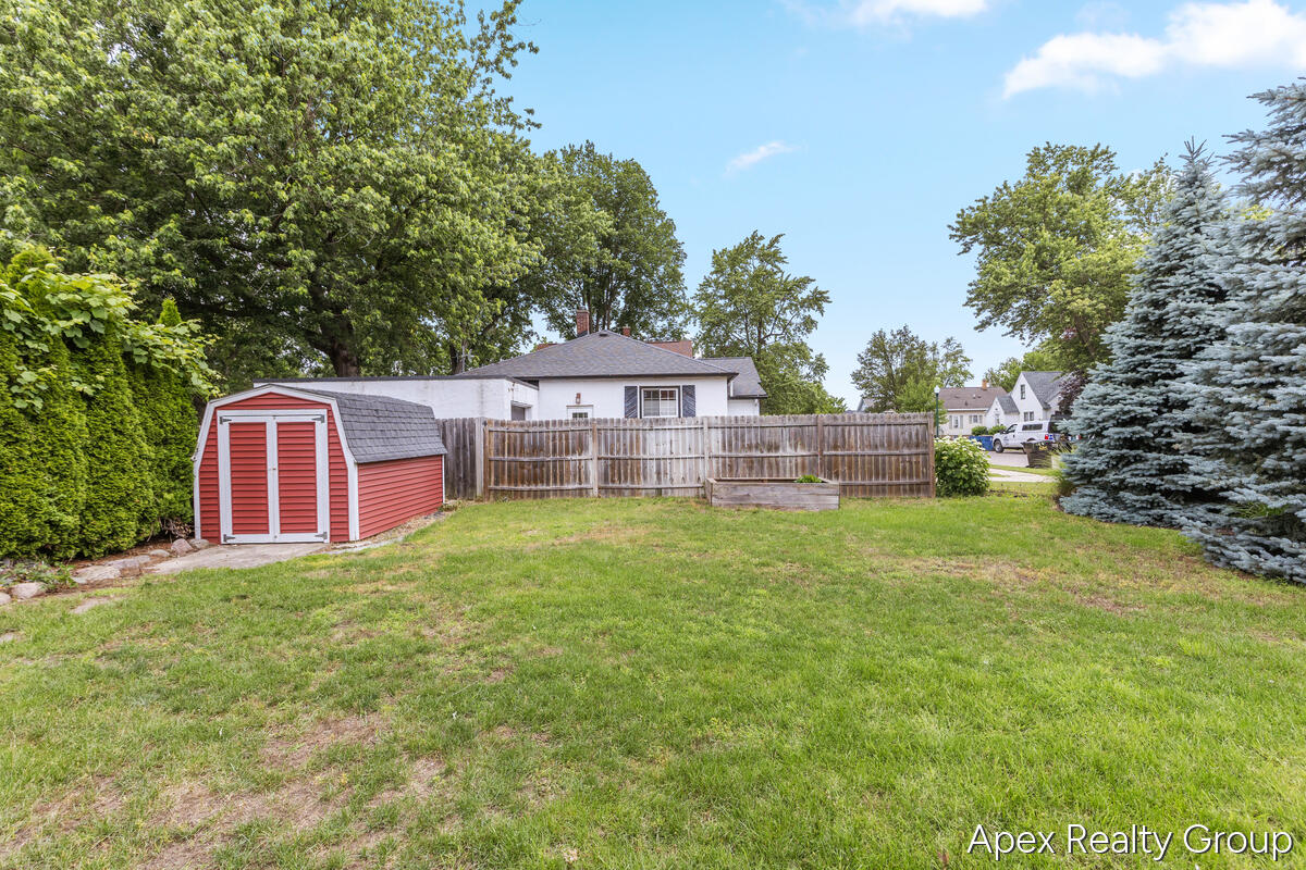 555 E Central Avenue Property Photo 28