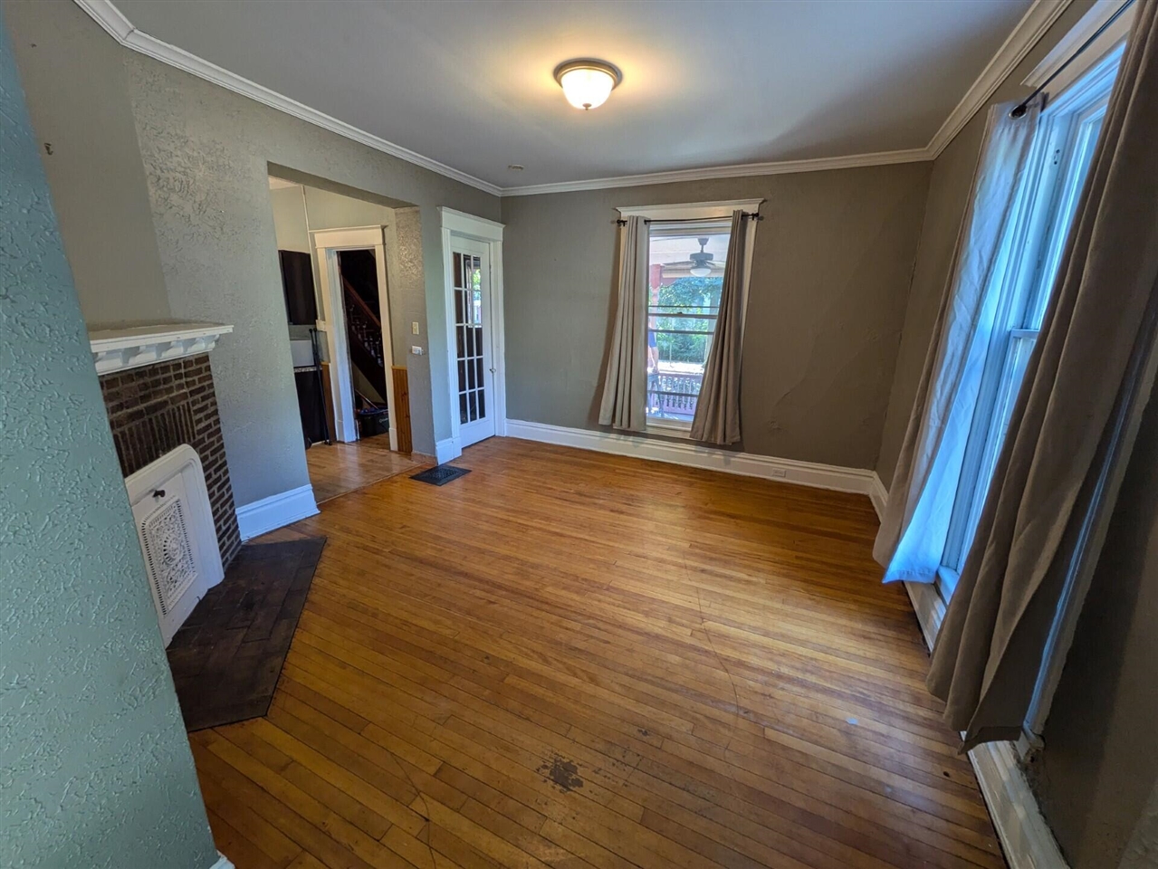 300 Eureka Avenue Property Photo 14