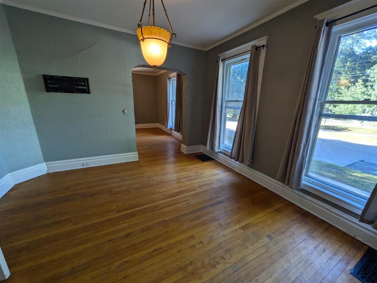 300 Eureka Avenue Property Photo 15