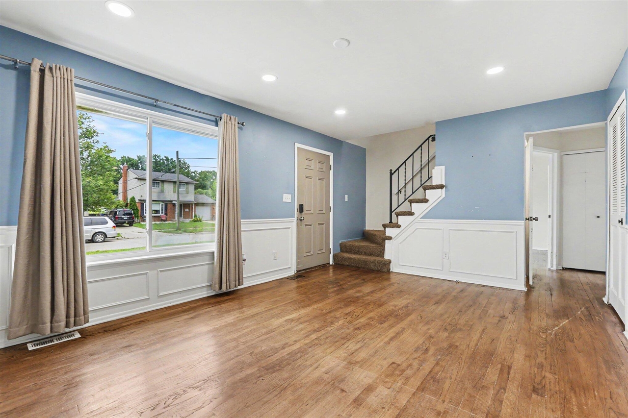 8485 Forrest Drive Property Photo 4