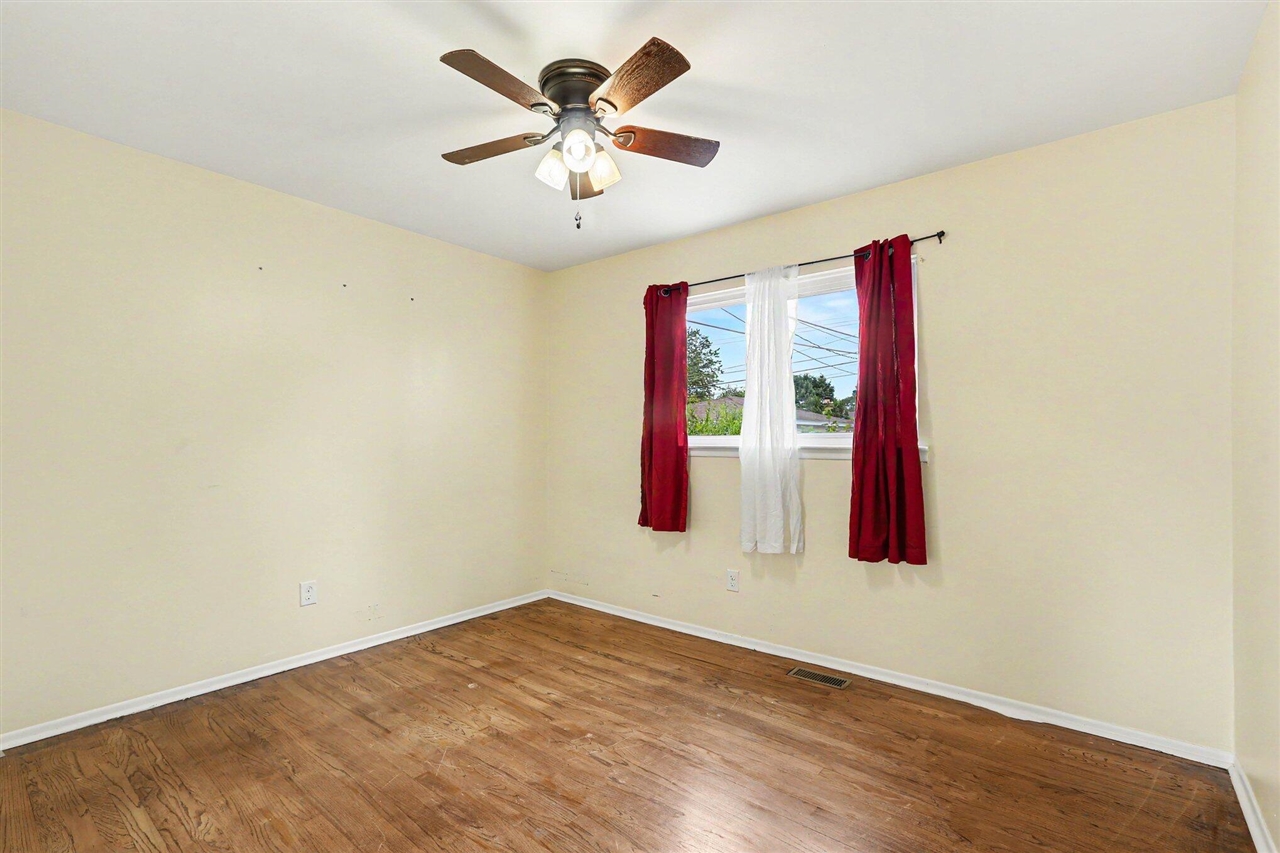 8485 Forrest Drive Property Photo 15