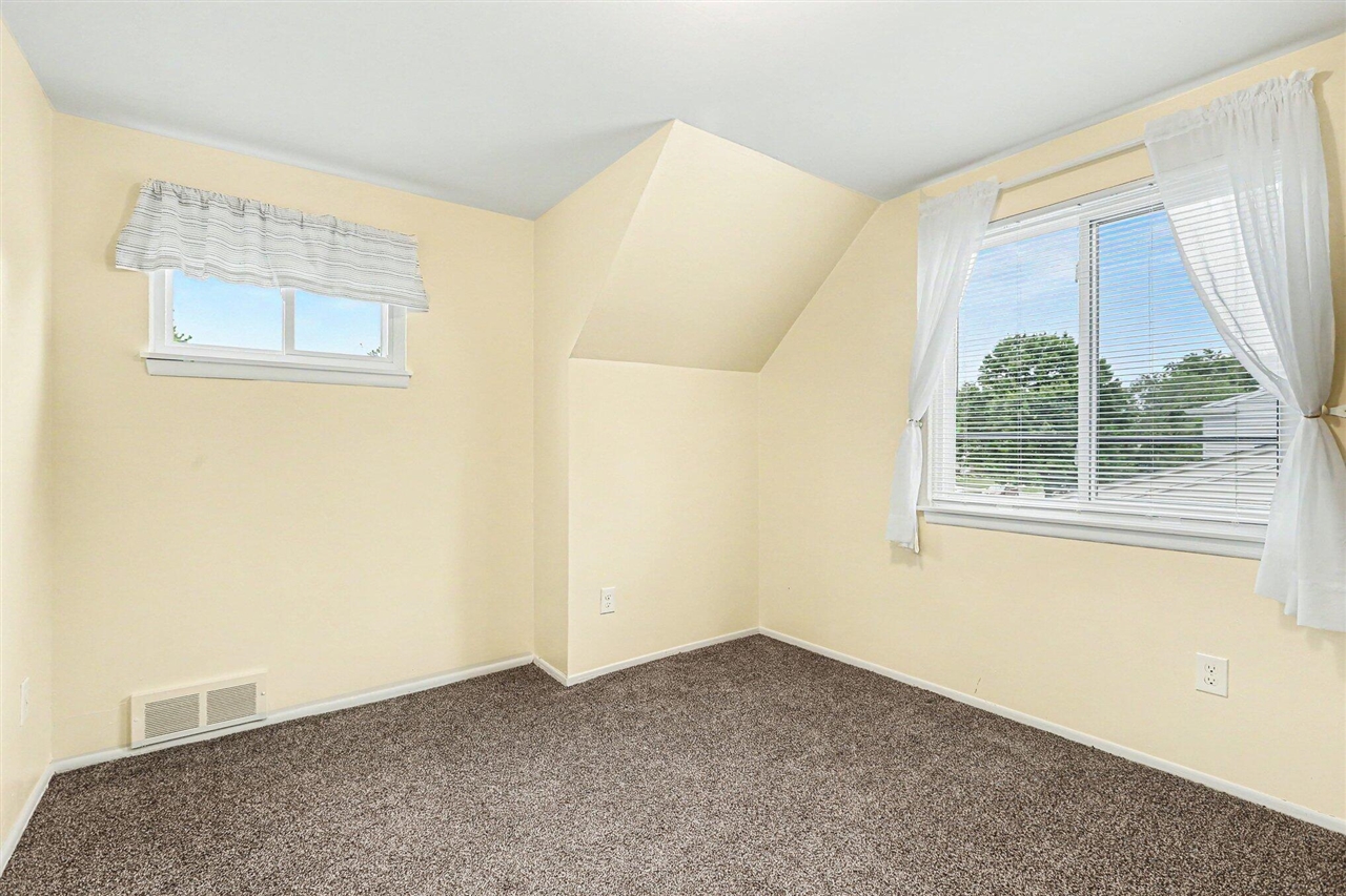 8485 Forrest Drive Property Photo 16