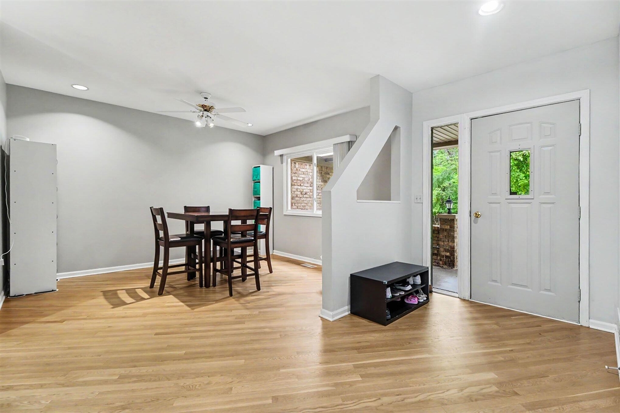 5635 Stanhope Street Property Photo 11