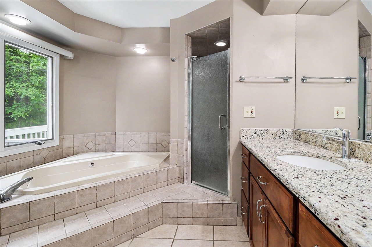 5635 Stanhope Street Property Photo 13