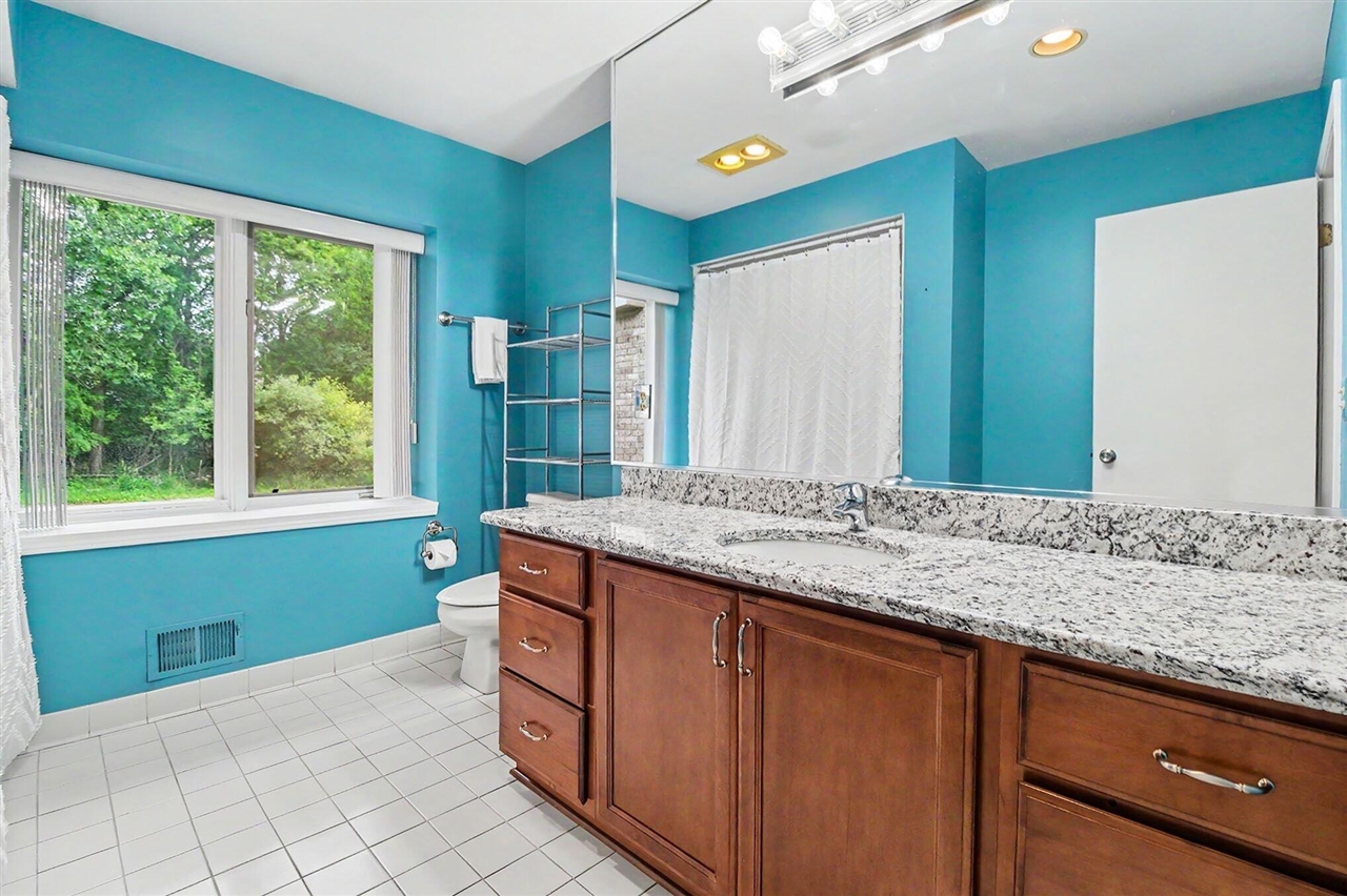 5635 Stanhope Street Property Photo 17