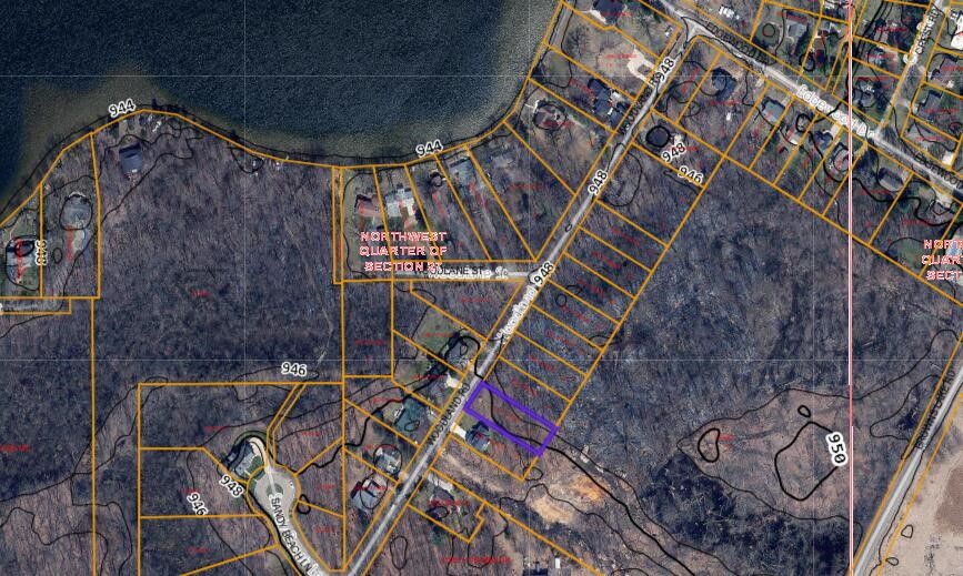 4000 Woodland Road Property Photo 1