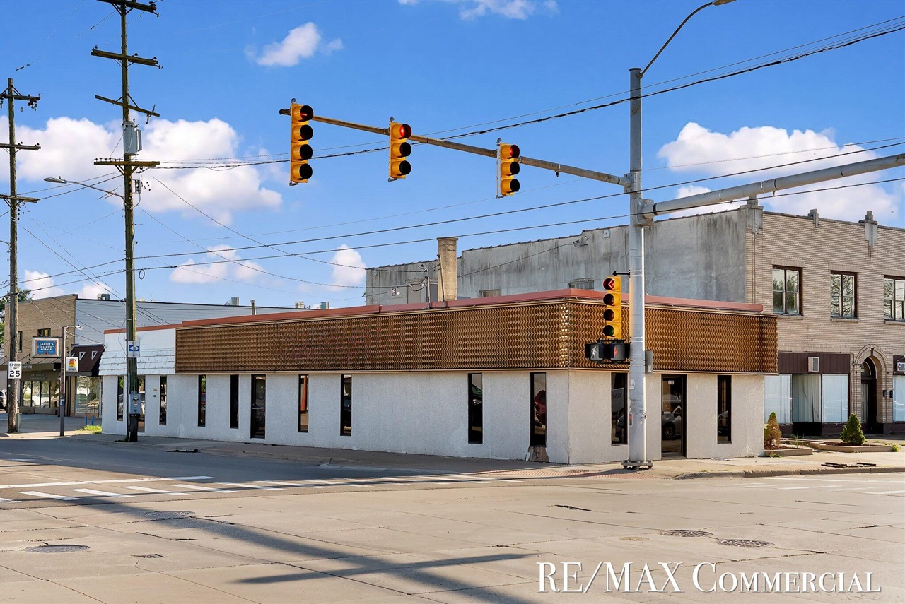 758 Burton Street Property Photo 4