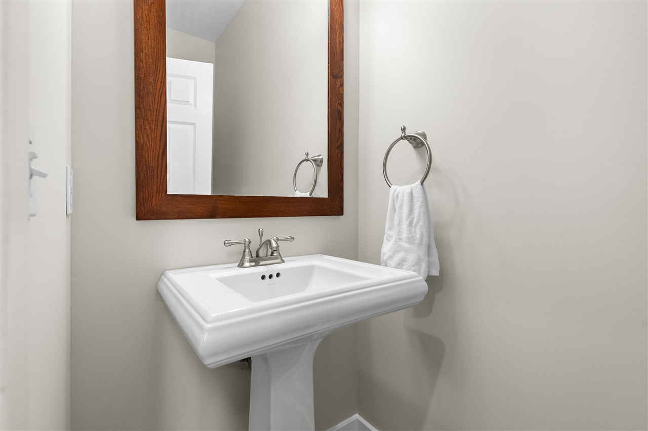 351 Hyder Circle Drive Property Photo 7