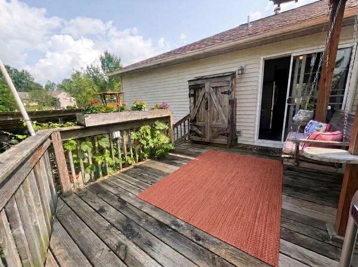 6878 Lake Bluff Drive Property Photo 29
