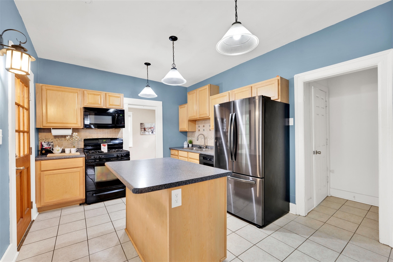 151 Union Avenue Property Photo 5