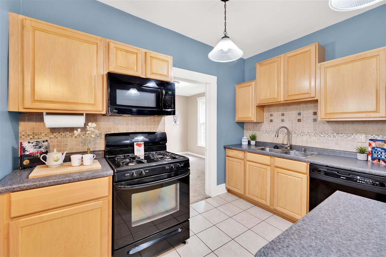 151 Union Avenue Property Photo 6