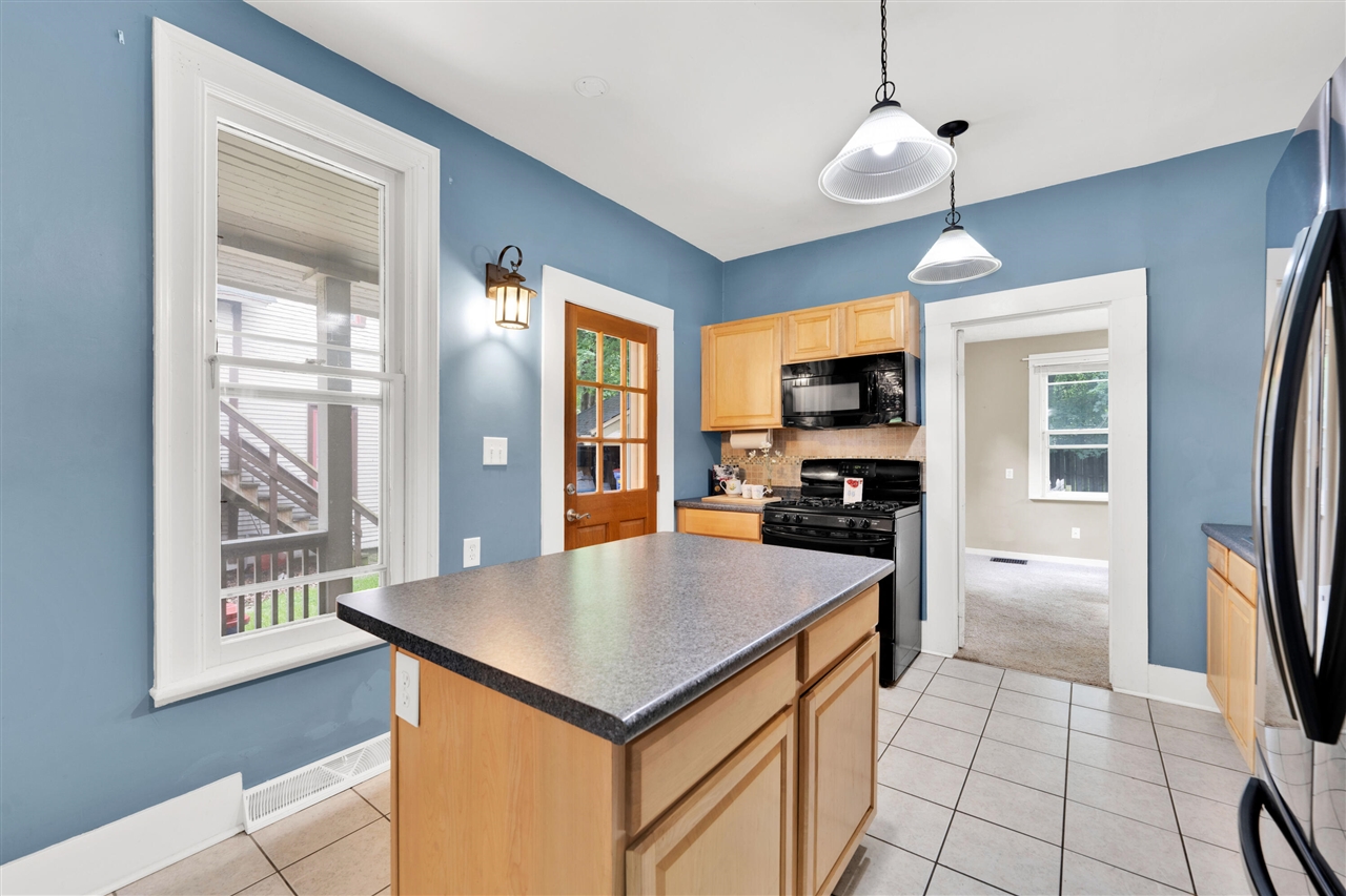 151 Union Avenue Property Photo 7