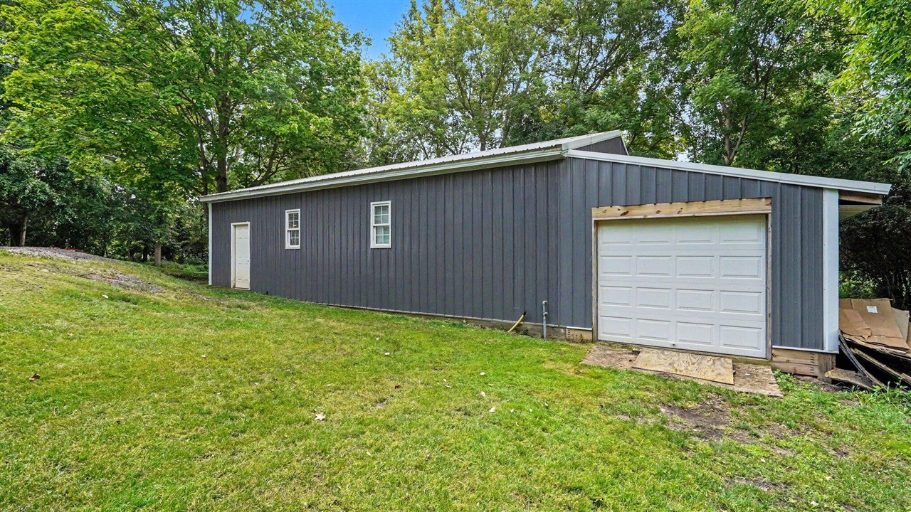 1089 Baker Road Property Photo 4