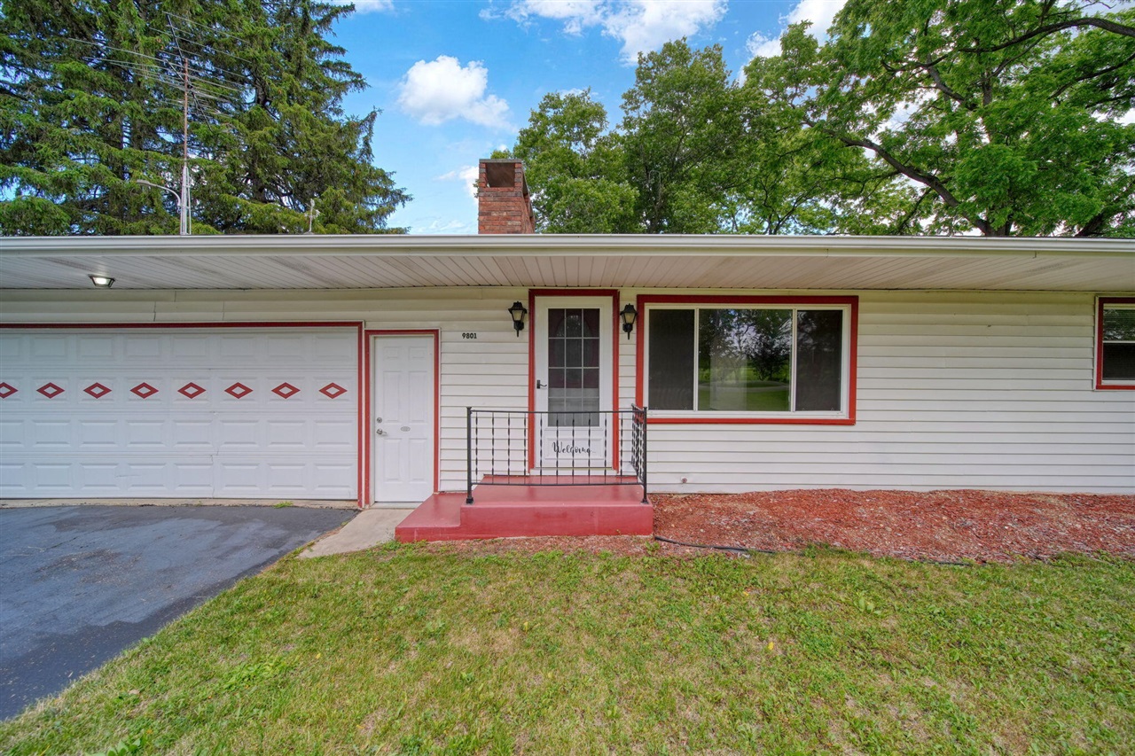 9801 Peterson Road Property Photo 10