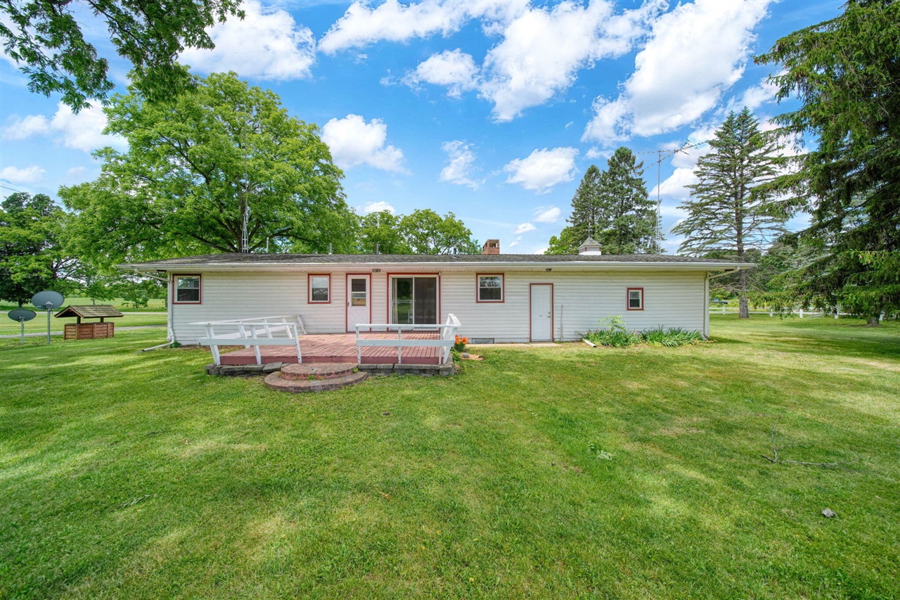 9801 Peterson Road Property Photo 13