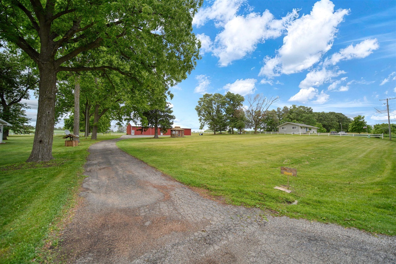 9801 Peterson Road Property Photo 43