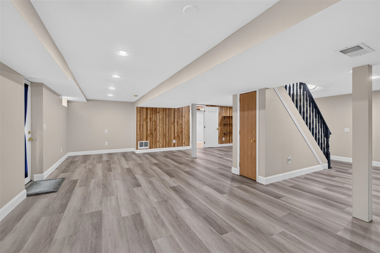 6276 Burning Tree Street Property Photo 46