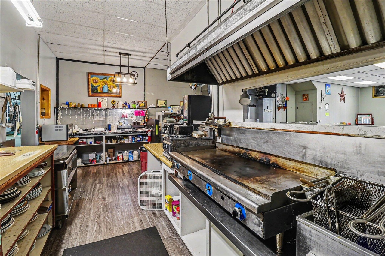 216 N Michigan Avenue Property Photo 11