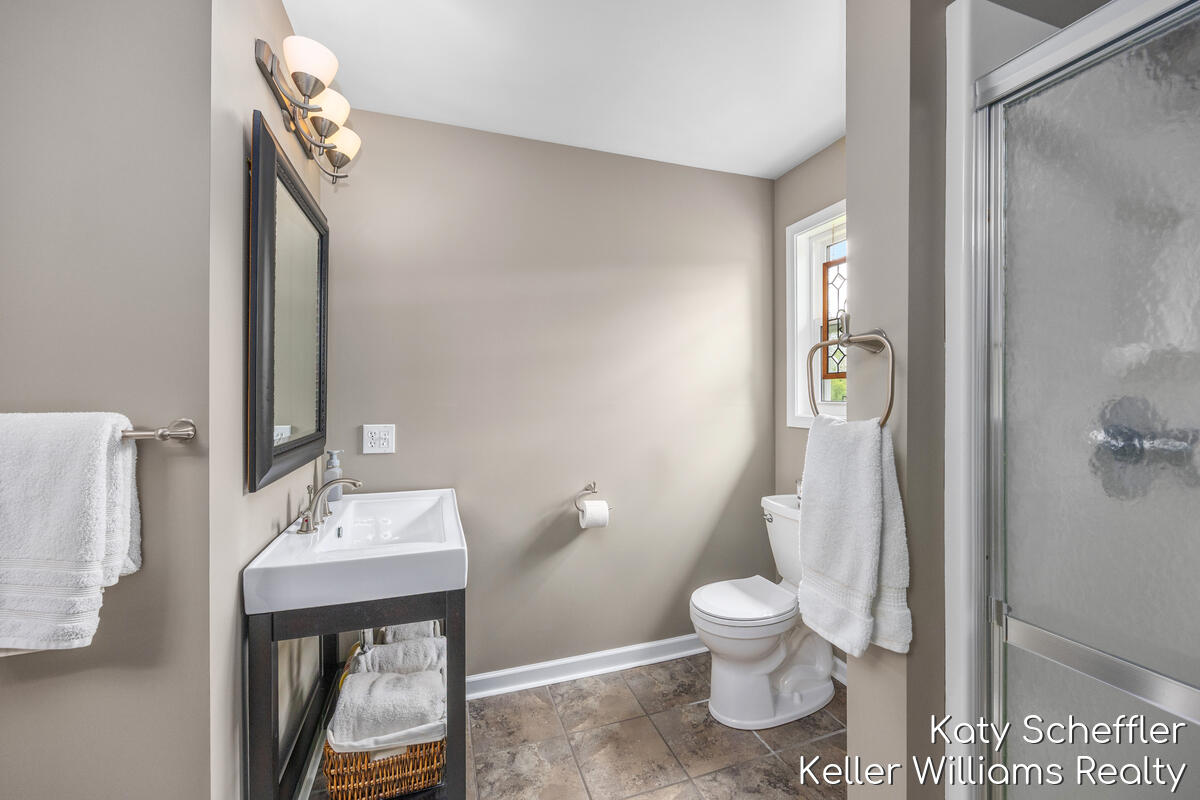 4611 Windcliff Drive Property Photo 20